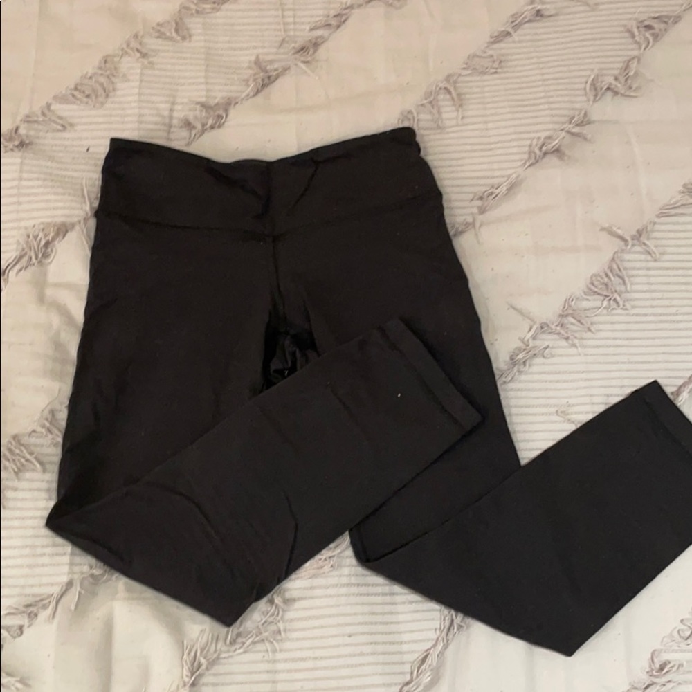 Lululemon cropped wunder unders - Picture 2 of 5